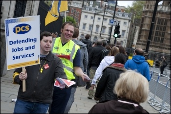 PCS members on strike 10 May 2012 outside Parliament, photo Paul Mattsson