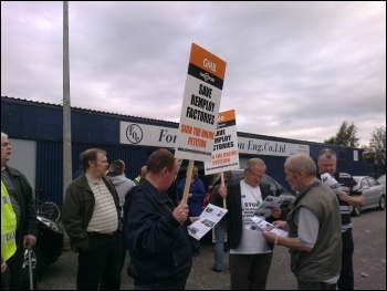 Remploy pickets in Scotland, 26.7.12, photo by Ray Gunnion