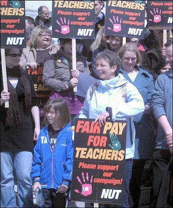 Southampton teachers on strike 24 April , pic Nick Chaffey