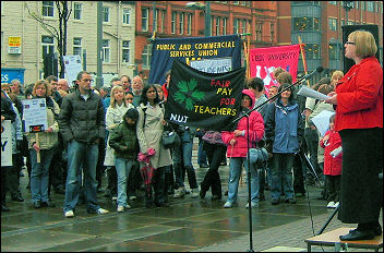 Jane Aitchison addresses the Leeds rally of the April 24th 2008 strikes