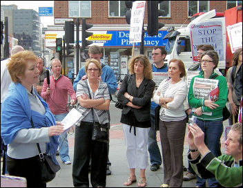 Suzanne Muna speaks to the lobby of Unison disciplinary hearings against four Socialist Party members, photo Alison Hill