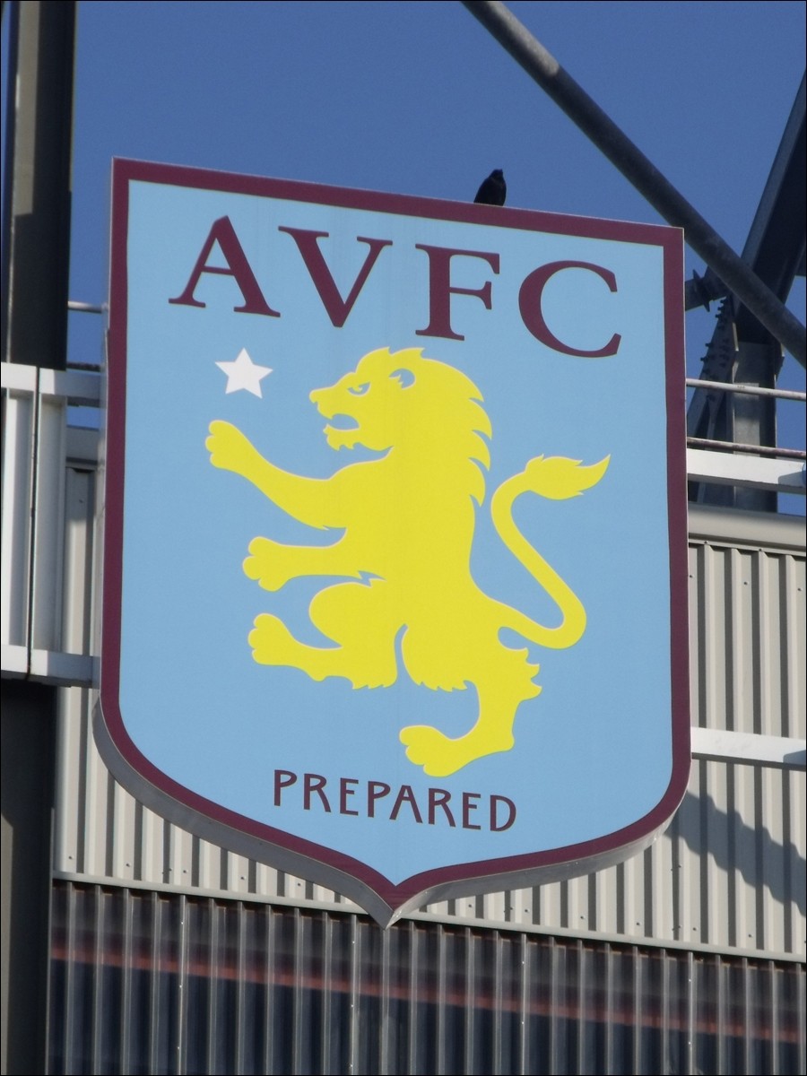 Socialist Party :: Aston Villa owners threaten 500 jobs