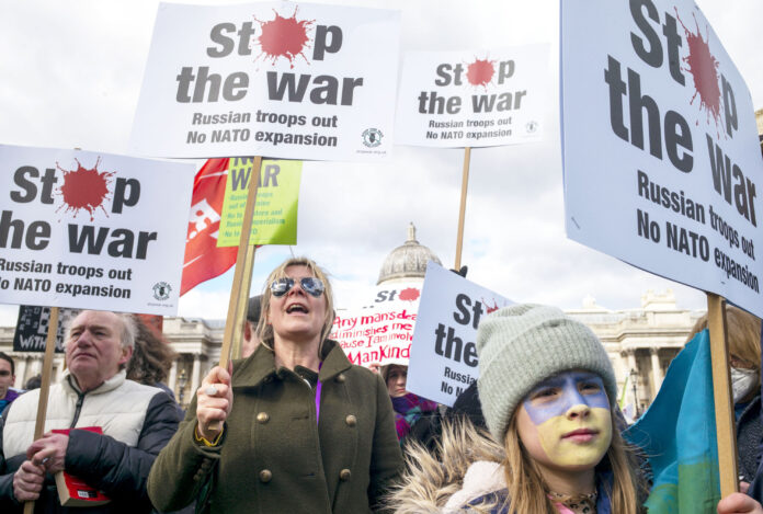 Stop the war in Ukraine, rally in Trafalgar Square, London 6.3.22, photo by Paul Mattsson