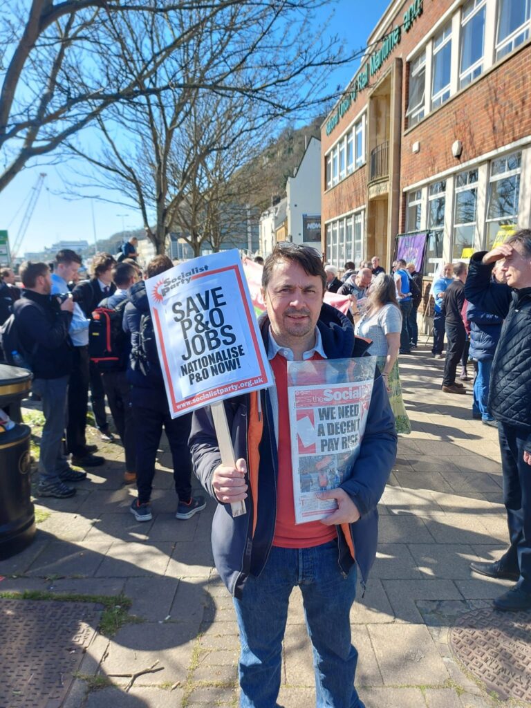Socialist Party industrial organiser Rob Williams at the solidarity protest in Dover, 18th March 2022, photo Nick Chaffey
