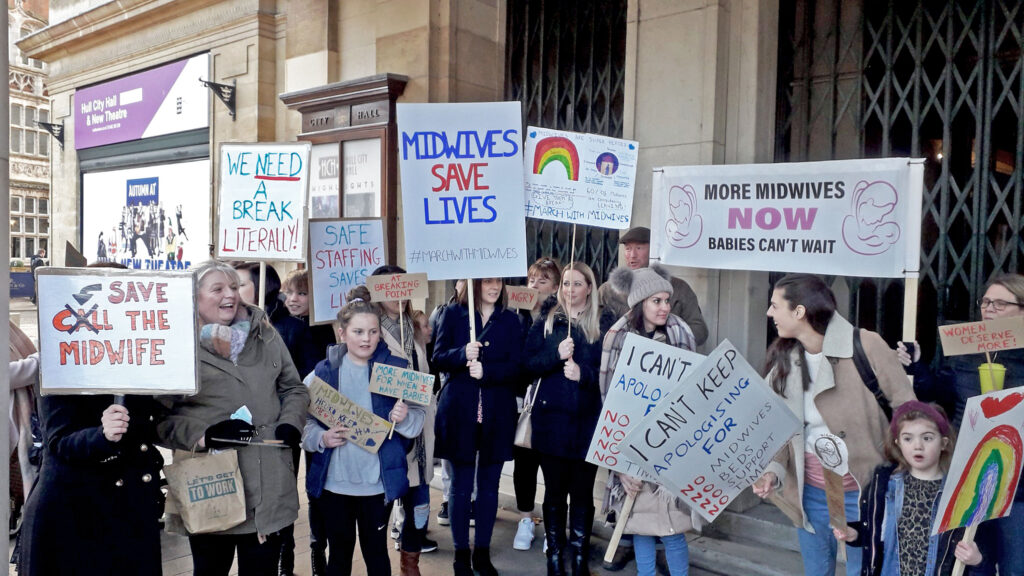 March with midwives protest in Hull Photo:Ted Phillips