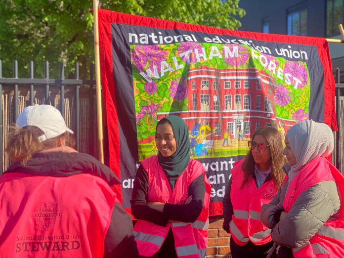 Walthamstow Primary Academy strike, April 2022. Photo by Glenn Kelly