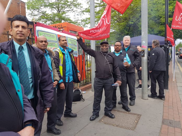 Thornton Heath picket line. Photo: Andy Beadle