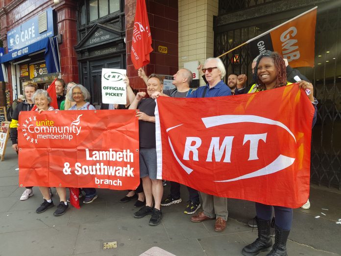 Elephant and Castle, London. RMT strike 21.6.22 Elephant and Castle, London. RMT strike 21.6.22