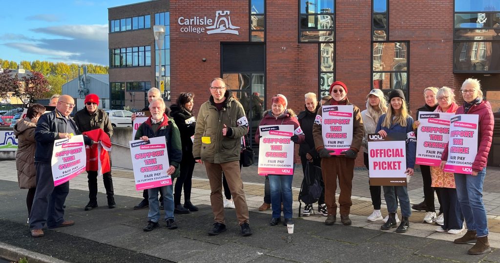 Carlisle College UCU picket, 28 Sept 2022, photo by Alex Smeaton