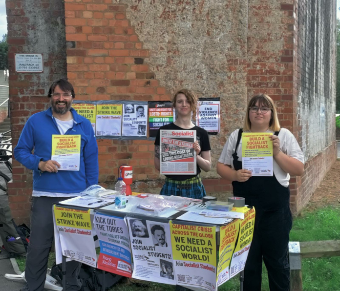 Worcester Socialist Students at freshers - photo Nick Hart
