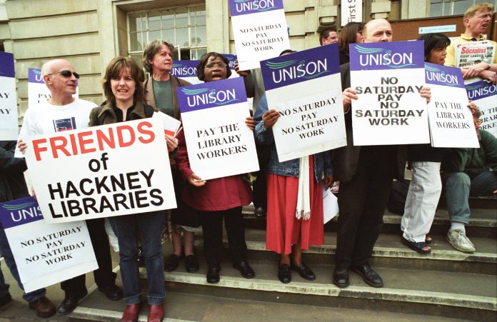 Hackney library workers protest