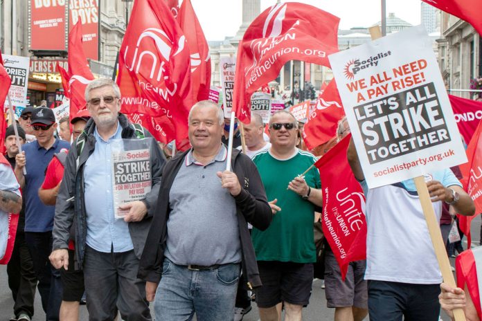 Coventry bin workers on TUC demo - photo Tommy Liverpool