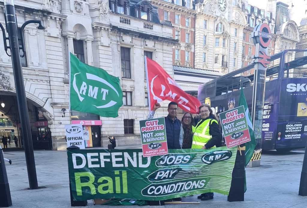 Victoria station, London, 1.10.22