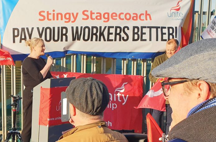 Sharron Graham-speaking-to-Hull-Stagecoach--Janet-G