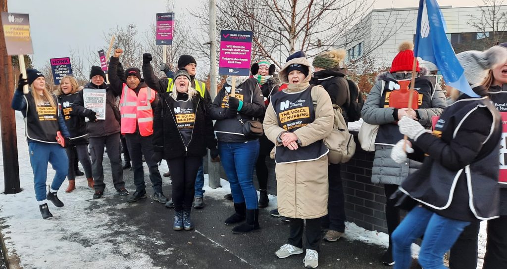 Gateshead QE hospital RCN strike. Photo: Elaine Brunskill
