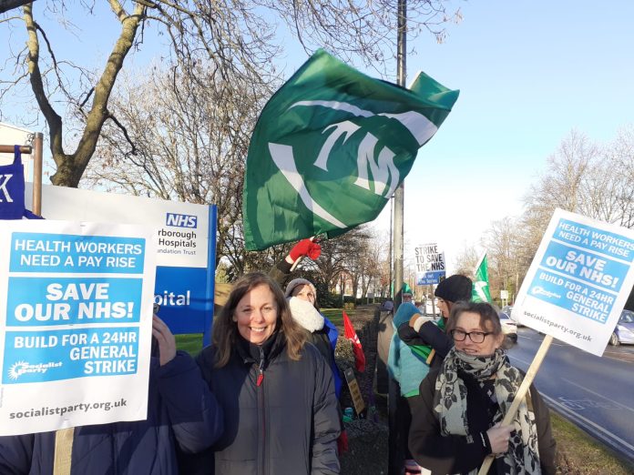 York York hospital RCN strike. Photo: Socialist Party