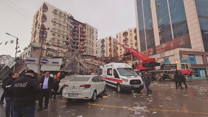 Destroyed buildings in Diyarbakir, Turkey, Photo: Public domain