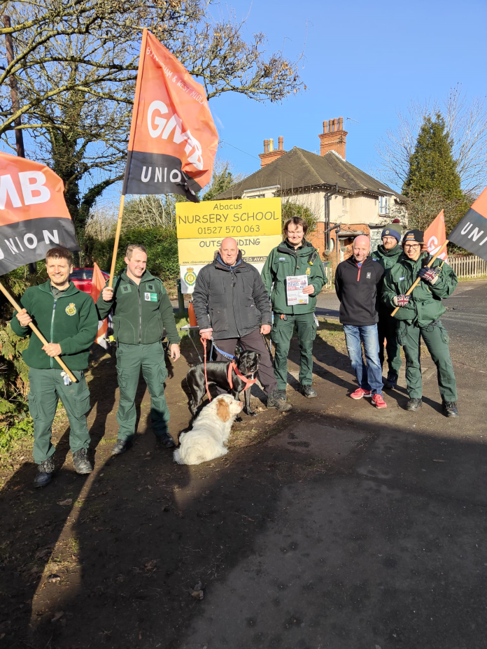 Bromsgrove ambulance strike. Photo: Birmingham Socialist Party