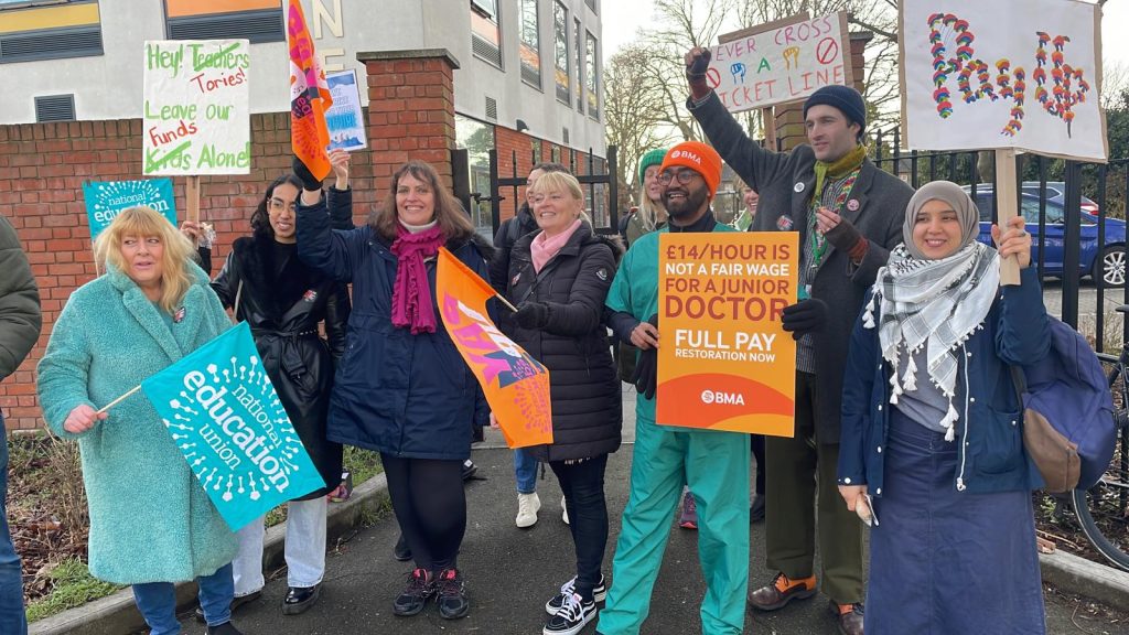BMA joins Neu strikers in East London. Photo: Kevin Parslow