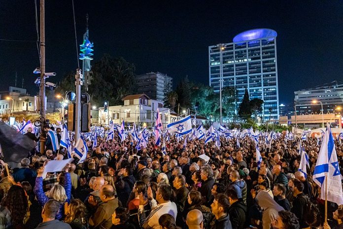 Mass protest in Israel. Photo: Oren Rozen/CC