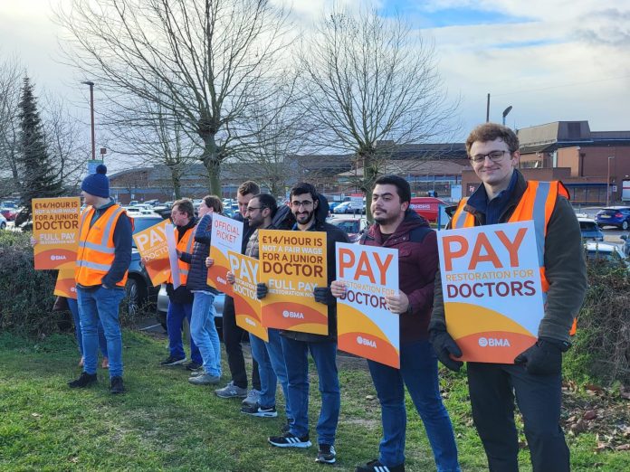 Junior Doctors picket line in Lincoln. Photo: East Mids SP