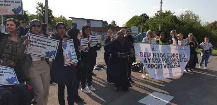 Ashfield Academy strike. Photo: Steve Score