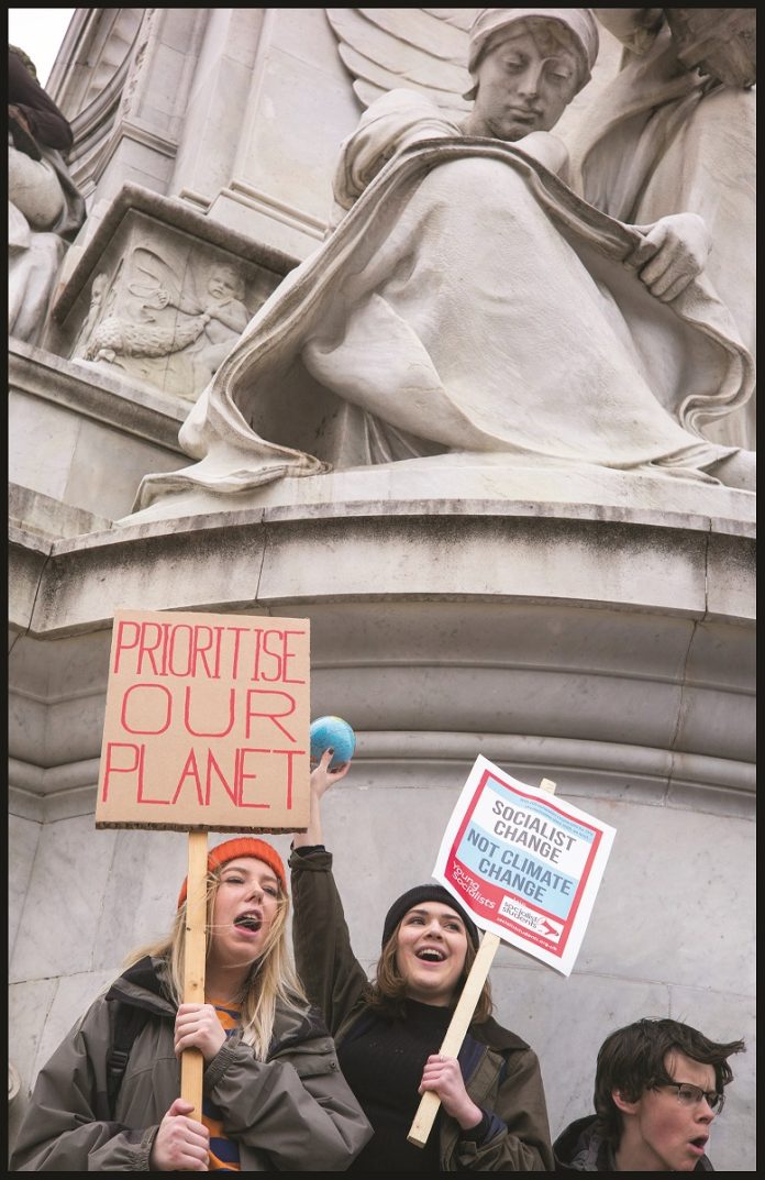 Climate change protesters. Photo: Paul Mattsson