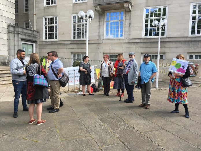 Save Folkestone Libary protest. Photo: Nick Chaffey