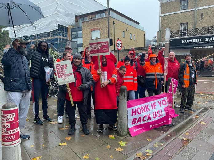 Putney CWU Royal Mail strike Photo: London Socialist Party