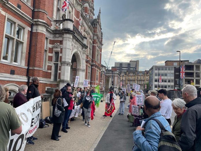 Croydon protest against 15% council tax rise. Photo: Berkay Kartav