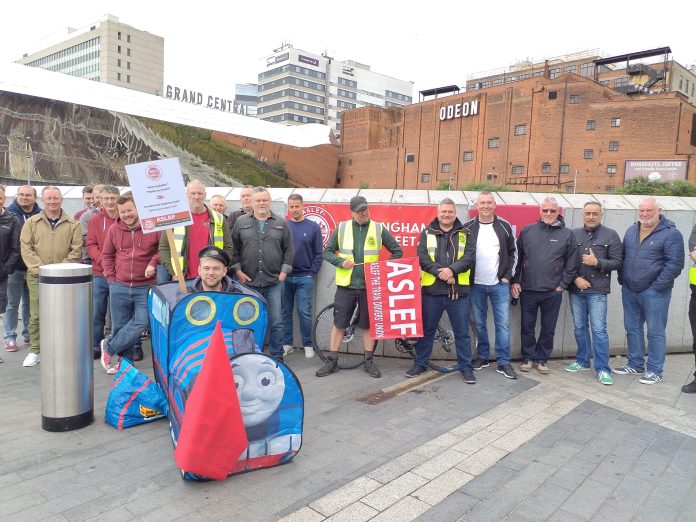 Birmingham Aslef picket line. Photo: Birmingham SP