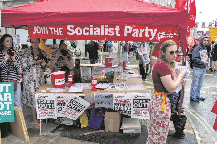 Join the socialists!. Photo: Tommy Liverpool