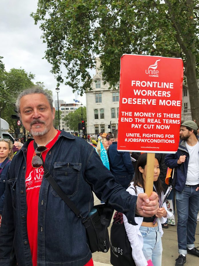St Mungo's strikers march with striking teachers in London. Photo: Ian Pattison