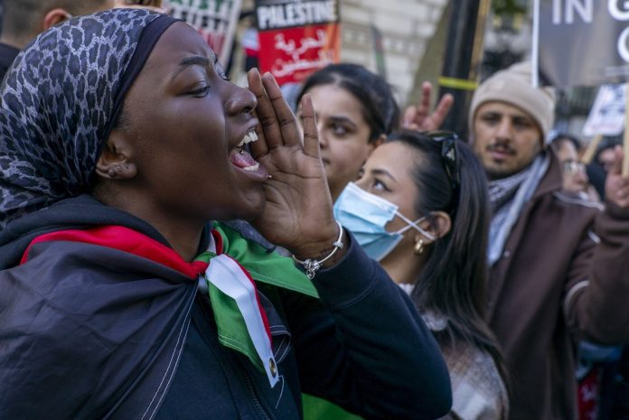 Protesters in London against the war on Gaza. Photo: Paul Mattsson