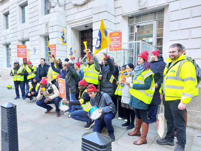 BEIS Nov 2023 PCS members in the union's BEIS group, working for private company ISS, are on a 36-day strike. Marion is President of PCS BEIS group. Photo: Rob Williams