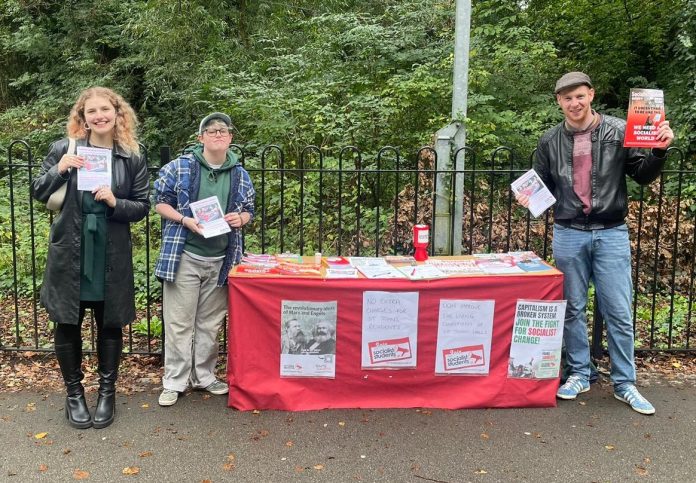 Socialist Students campaigning against St John's student accommodation charging extra fees