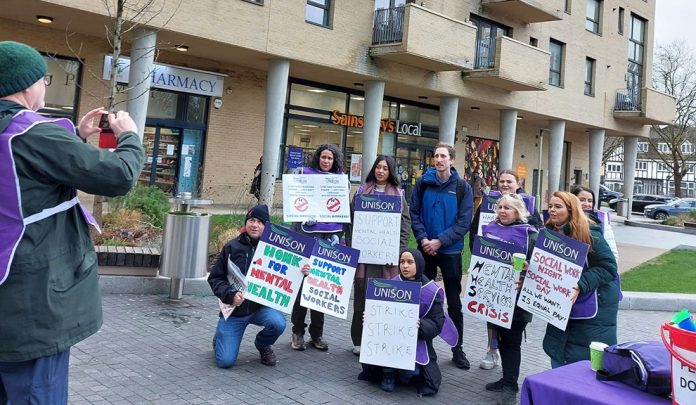 Mental health social workers in Barnet Unison on strike. Photo: London SP