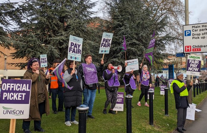 Leicester HCA strike. Photo: Steve Score