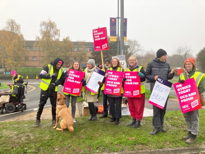 Bristol Roger Thomas UCU members striking in 2022. Photo: Roger Thomas