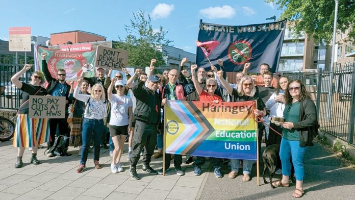 Highgate Wood School strike. Photo: Harringey NEU