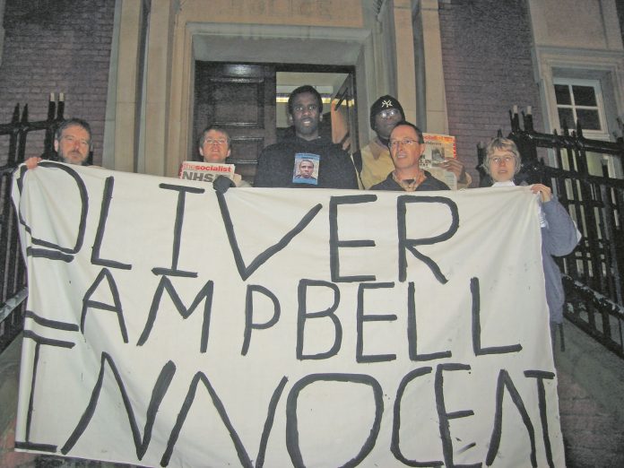 Oliver Campbell (centre) Photo: Socialist Party