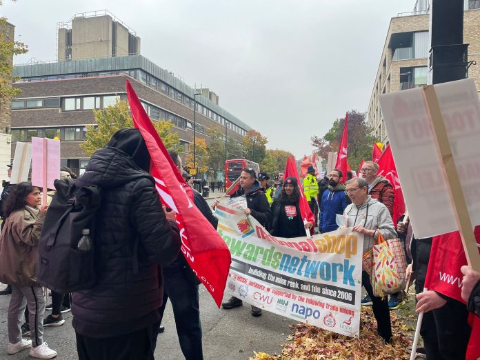 d24db0a3-511c-4328-a3ea-cd678ba2f04d London bus protest. Photo: Berkay Kartav