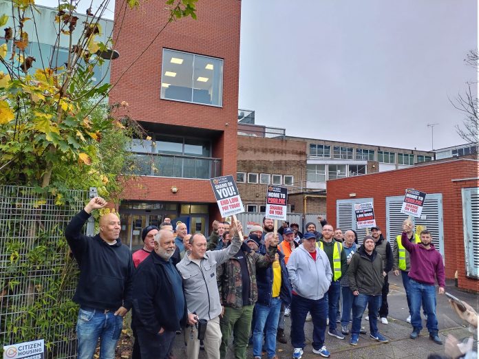 Citizen Housing workers on strike. Photo: Birmingham Socialist Party