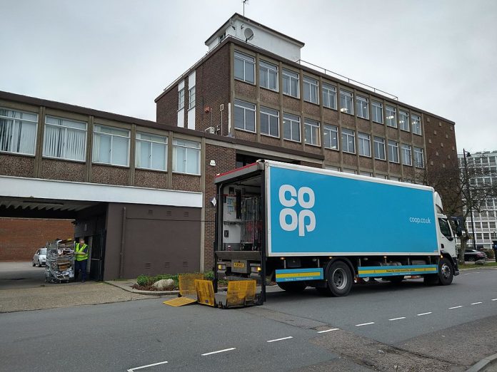Coop_lorry_in_Cockfosters_March_2020 Photo: Philafrenzy/CC