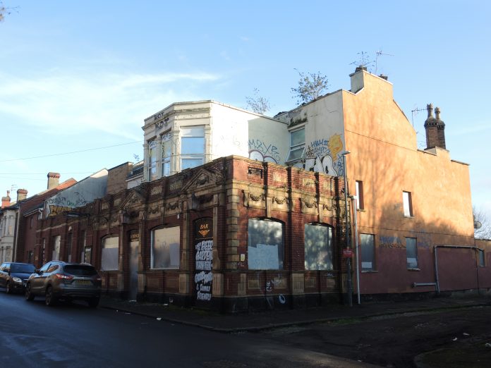 geograph-7961427-by-Neil-Owen Photo: Neil Owen