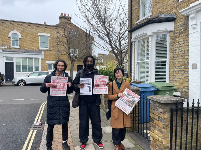 Socialist Party campaigning for mass council housing in Southwark. Photo: Berkay Kartav