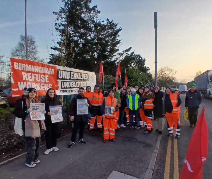 Birmingham bins picket line. Photo: Brump SP