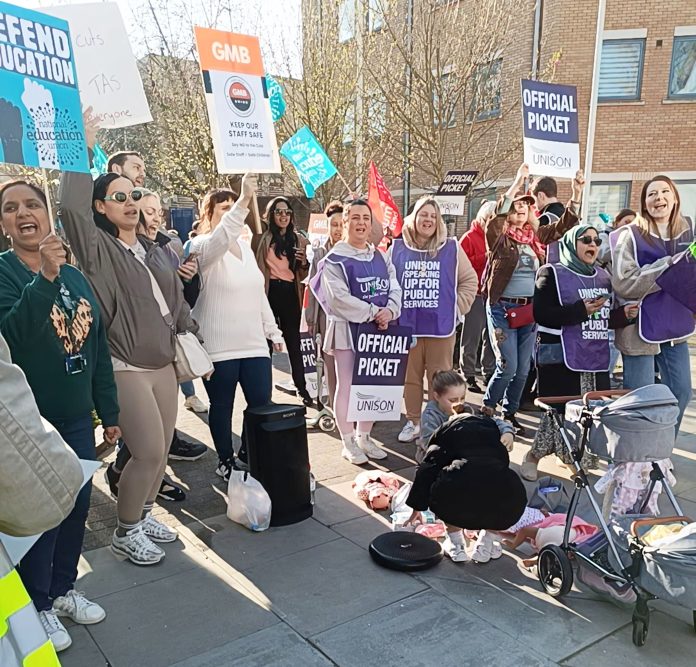 St Lukes Tower Hamlets support staff Hugo St Luke's strike in Tower Hamlets. Photo: Hugo Pierre