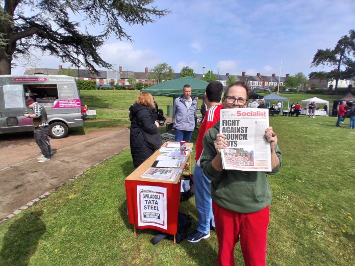 Socialist Party members at the Welsh independence march. Photo: John Williams