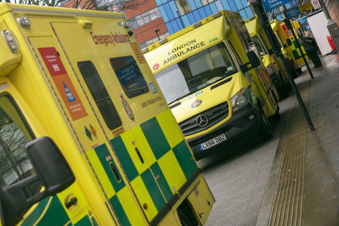 Ambulance-10 London ambulance queues. Photo: Paul Mattsson